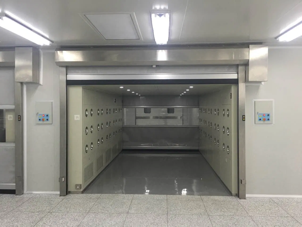 Premium Air Shower Rooms for Cleanroom Environments